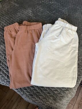 2 FOR THE PRICE OF 1 Brandy Melville Sweatpants - Brown & Mint